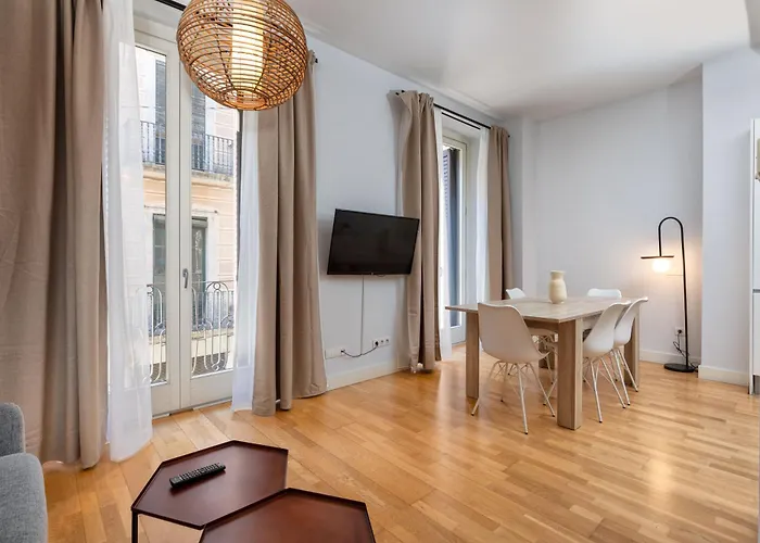 Flateli Nord Apartman Girona