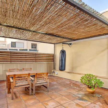 Flateli Nord * Жирона